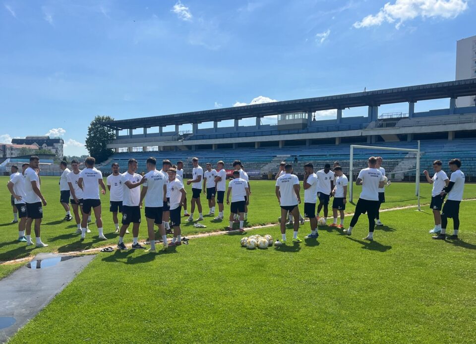 Nou-promovata în Liga a II-a Cetatea Suceava a început luni pregătirile pentru sezonul viitor, care va începe pe data de 1 august