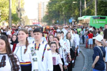 Procesiunea „Calea Sfântului”, reitare a aducerii moaștelor Marelui Mucenic Ioan cel Nou la Suceava