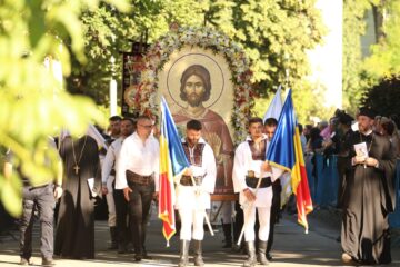 Procesiunea „Calea Sfântului”, reitare a aducerii moaștelor Marelui Mucenic Ioan cel Nou la Suceava