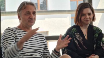 „Teatrul nu este doar pentru elite” spune regizorul spectacolului ”Artă”, care încheie stagiunea la Suceava
