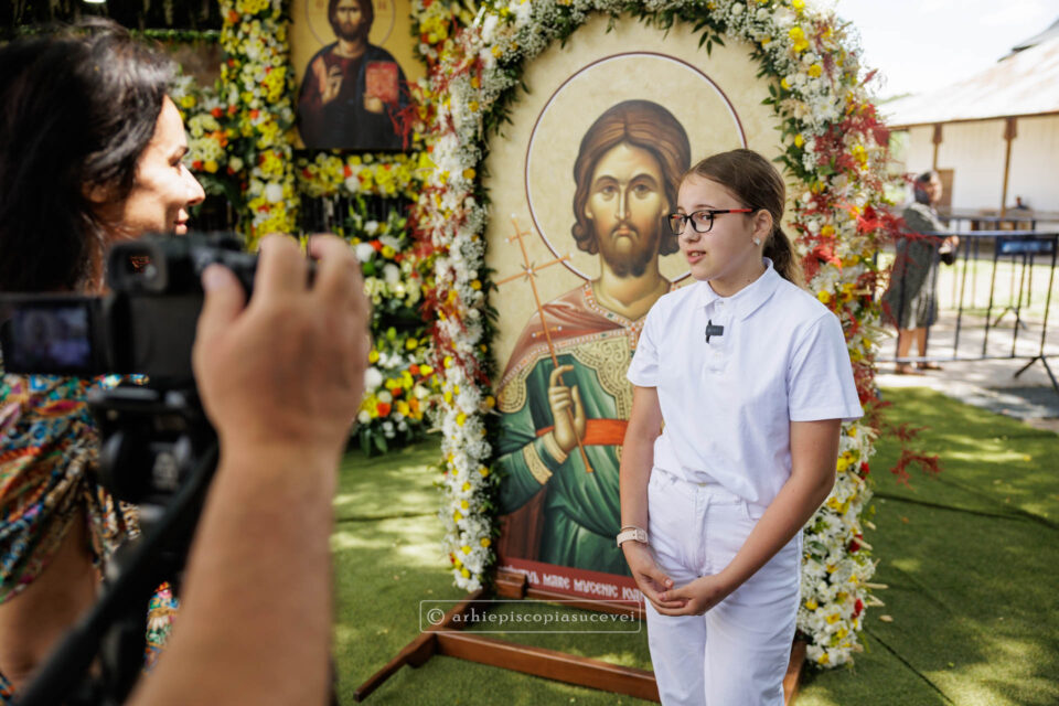 „Ni l-am făcut pe Sfântul Ioan cel Nou prieten și apropiat al sufletului nostru” – atelier catehetic în curtea Catedralei Arhiepiscopale din Suceava