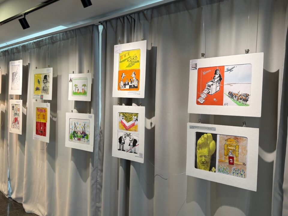 Artistul Viorel Corodescu COV, sărbătorit la 80 de ani, printr-o expoziție retrospectivă a 55 de ani de caricatură sub semnătura sa