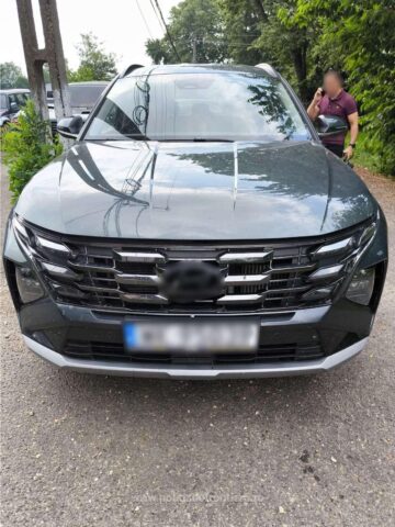Trei autovehicule care figurau ca furate din străinătate, descoperite în Suceava