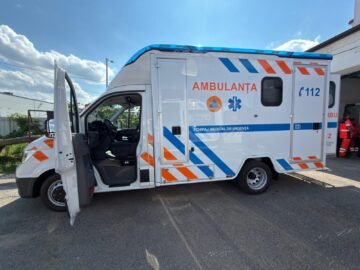 Ambulanțe noi la stația SAJ din Fălticeni