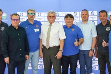 Inter Academy Camp a debutat la Câmpulung Moldovenesc, tinerii fotbaliști antrenându-se după metodele uneia dintre cele mai apreciate academii din Europa Inter Academy Camp a debutat la Câmpulung Moldovenesc, tinerii fotbaliști antrenându-se după metodele uneia dintre cele mai apreciate academii din Europa