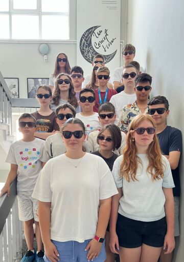 Taberele de vară Logiscool Suceava: Copilul tău trece de la consumator de tehnologie la creator de tehnologie
