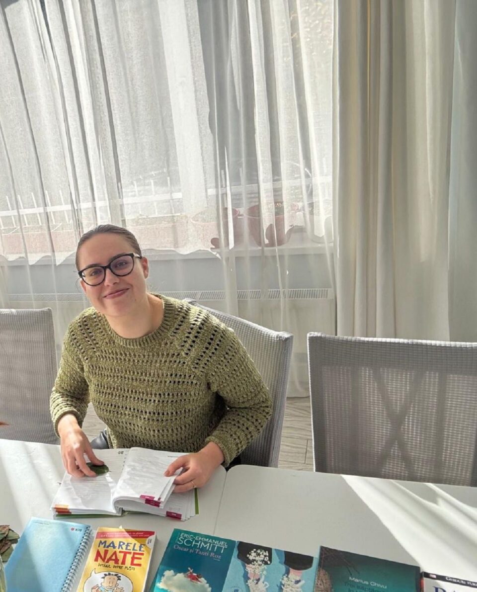 Andra Burac, șefă de promoție a Facultății de Psihologie și Științe ale Educației: „Îmi doresc să contribui la destigmatizarea tulburărilor de sănătate mintală”