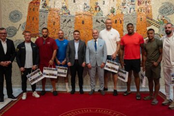 Șoldan s-a întâlnit cu sportivii care prin Gala Colosseum vor transforma Suceava în una dintre cele mai spectaculoase arene mondiale ale kickboxingului