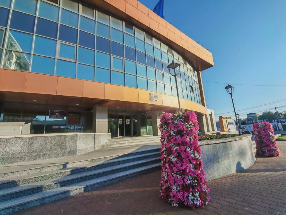 Primăria Suceava refuză revocarea hotărârii de închidere a autogării Ceztrans și merge înainte cu sensurile unice
