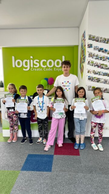 Taberele de vară Logiscool Suceava: Copilul tău trece de la consumator de tehnologie la creator de tehnologie