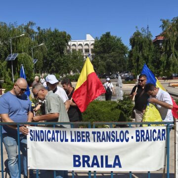 Transportatori publici din 10 județe, inclusiv Suceava, uniți la proteste