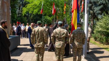 Vicepreședinții CJ Suceava au fost prezenți la ceremonia dedicată Zilei Drapelului Național. Nicolae Robu: „Este despre țara pe care o purtăm în suflet, oriunde ne-ar purta pașii”