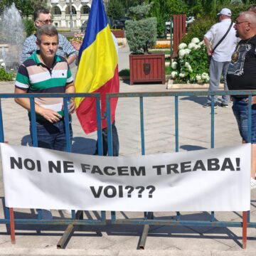 Transportatori publici din 10 județe, inclusiv Suceava, uniți la proteste