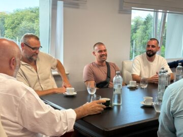 Legendele kickboxului mondial, oaspeți ai primarului de Suceava, Vasile Rîmbu