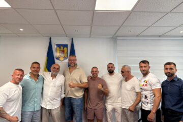 Legendele kickboxului mondial, oaspeți ai primarului de Suceava, Vasile Rîmbu