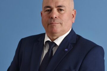Consilierul USR Iulian Cimpoeșu avertizează asupra „haosului imobiliar” de la Șcheia și a riscului de blocaj