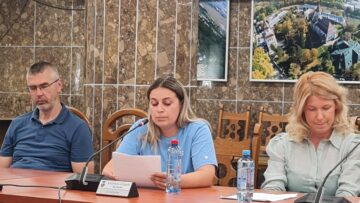 Pro și contra închiderii sălilor de jocuri din Suceava, față în față, la sediul Primăriei Suceava