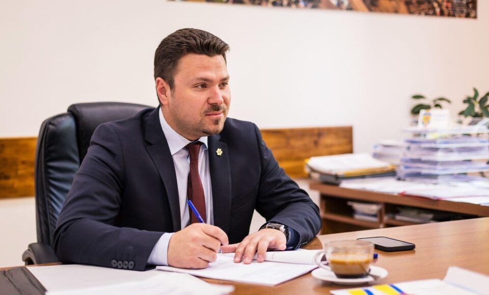 Primarul municipiului Rădăuți, Bogdan Andrei Loghin Primarul municipiului Rădăuți, Bogdan Andrei Loghin