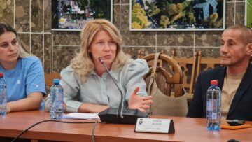 Pro și contra închiderii sălilor de jocuri din Suceava, față în față, la sediul Primăriei Suceava