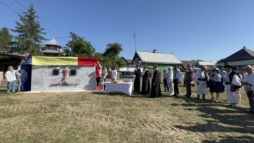 În comuna Horodnic de Sus a fost inaugurat „Zidul Demnității”, un monument dedicat valorilor morale, credinței și identității naționale