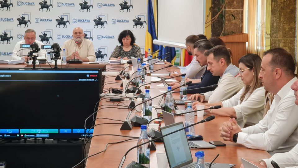 Contre ”fierbinți” între Lucian Harșovschi și conducerea Primăriei Suceava Contre ”fierbinți” între Lucian Harșovschi și conducerea Primăriei Suceava