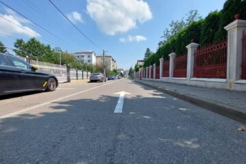 Sens unic pe strada 1 Mai din Fălticeni începând cu 6 iulie. Se amenajează noi locuri de parcare Sens unic pe strada 1 Mai din Fălticeni începând cu 6 iulie. Se amenajează noi locuri de parcare