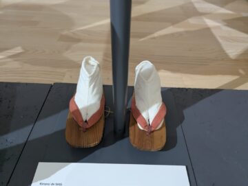 Expoziție spectaculoasă dedicată patrimoniului textil al României și Japoniei, la Muzeul de Istorie Suceava