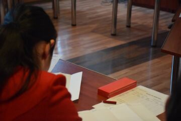 Eliminat de la bacalaureat pentru că a încercat să copieze