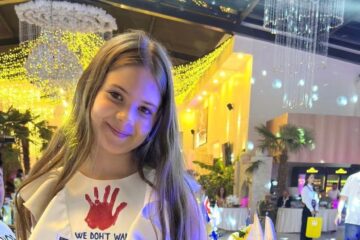 Sara Tîrnoveanu confirmă din nou. A câștigat Grand Prix Junior la un prestigios festival internațional de muzică din Kosovo