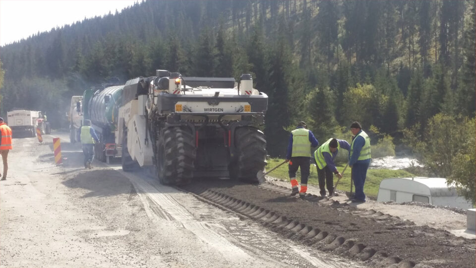 Din cei 148 de angajați disponibilizați de la Autotehnorom, 77 și-au găsit deja alt serviciu Din cei 148 de angajați disponibilizați de la Autotehnorom, 77 și-au găsit deja alt serviciu