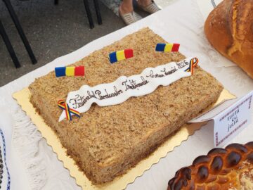 Zeci de produse gătite ca pe vremea bunicilor au făcut deliciul participanților la Festivalul Produselor Tradiționale din Cornu Luncii