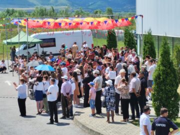 Zeci de produse gătite ca pe vremea bunicilor au făcut deliciul participanților la Festivalul Produselor Tradiționale din Cornu Luncii
