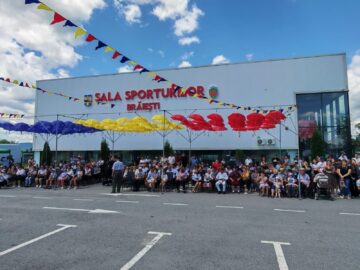 Zeci de produse gătite ca pe vremea bunicilor au făcut deliciul participanților la Festivalul Produselor Tradiționale din Cornu Luncii