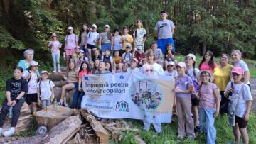 Peste 250 de copii au descoperit frumusețile Bucovinei în excursiile educative organizate în cadrul proiectului CARE