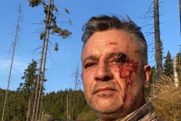 Activistul Tiberiu Boșutar, umilit în pădure de agresorii care l-au sechestrat FOTO Facebook Legea codrului Activistul Tiberiu Boșutar, umilit în pădure de agresorii care l-au sechestrat FOTO Facebook Legea codrului