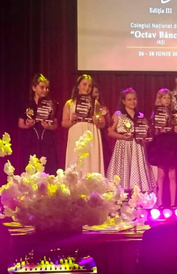Elevi suceveni, talentați la muzică, premiați la mai multe festivaluri internaționale și naționale