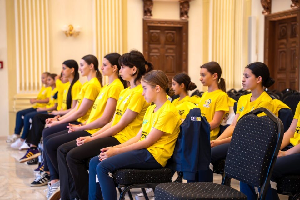Peste 20 de copii de la Omnia Ballet vor reprezenta Suceava și România la finala mondială Dance World Cup 2026, de la Dublin