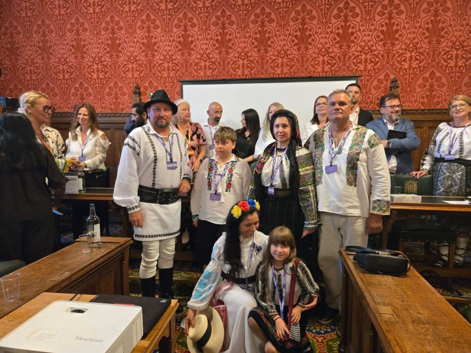 Bucovina în Parlamentul Britanic: „Nu doar o vizitezi, rămâne cu tine”