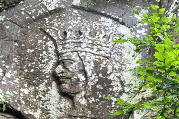 Cine a sculptat chipul lui Ștefan cel Mare în stânca de la Piatra Pinului, de la Ariniș Cine a sculptat chipul lui Ștefan cel Mare în stânca de la Piatra Pinului, de la Ariniș