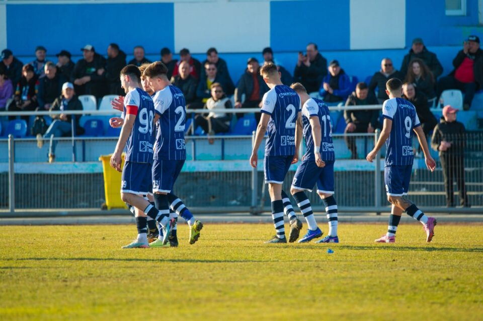 Amical cu patru goluri între Cetatea și Gloria Bistrița Amical cu patru goluri între Cetatea și Gloria Bistrița