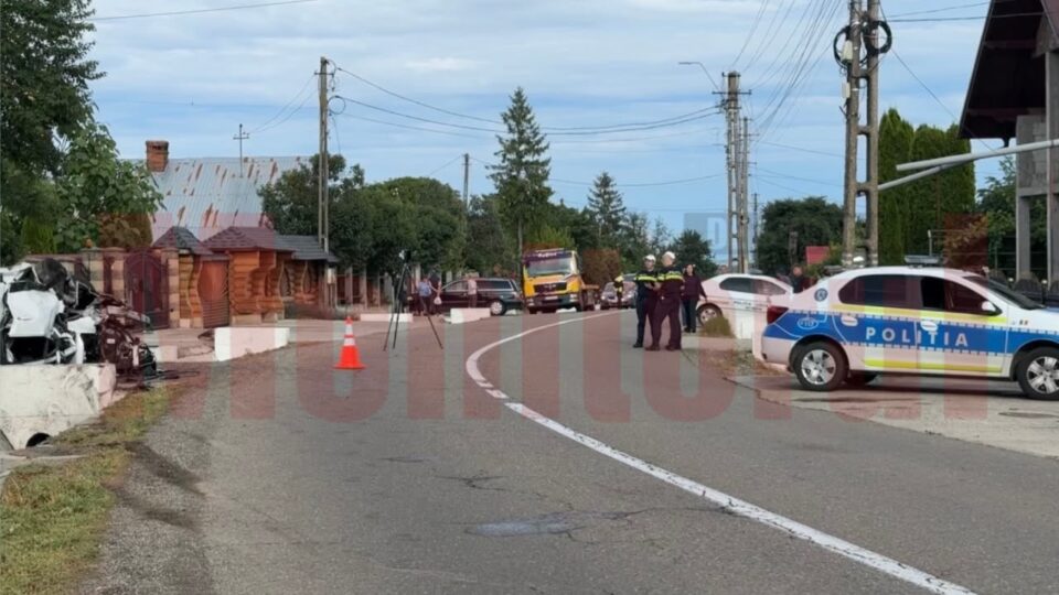 Șofer mort, proiectat prin parbriz, într-un accident produs la Mihoveni