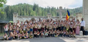 100 de cercetași din București au descoperit Bucovina