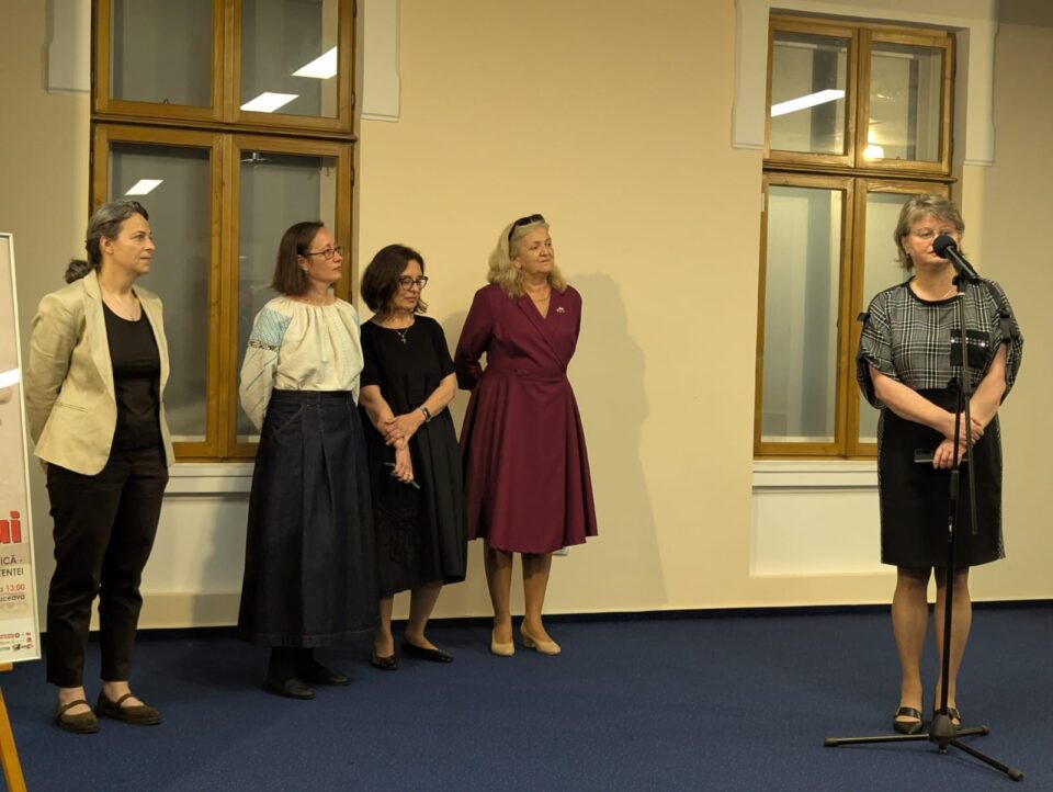 „Dușmance ale poporului”, expoziția care transformă vizitatorul în martor al uneia dintre cele mai dureroase pagini din istoria României