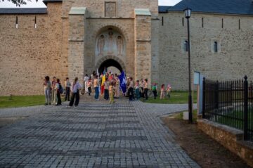 100 de cercetași din București au descoperit Bucovina