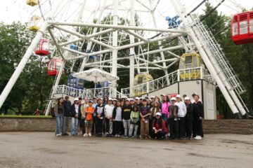 34 de copii premianți din sistemul de protecție socială sucevean, răsplătiți cu o tabără de neuitat