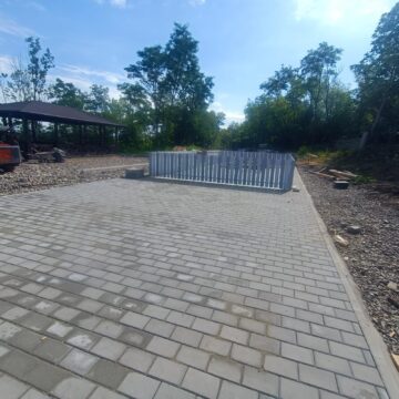 Zona de agrement de la Ipotești a început să prindă contur