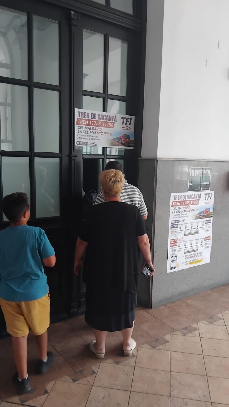 Casă de bilete, în gara de la Burdujeni, pentru cel mai rapid tren Suceava – Constanța