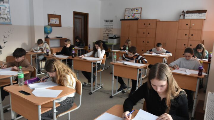 Aproape 2.000 de lucrări de la bacalaureat vor fi recorectate