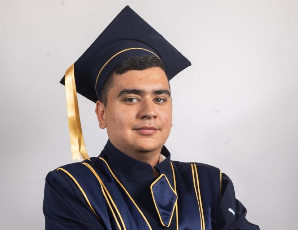 Claudiu Gabriel Andronic, șef de promoție la Resurse Umane, USV