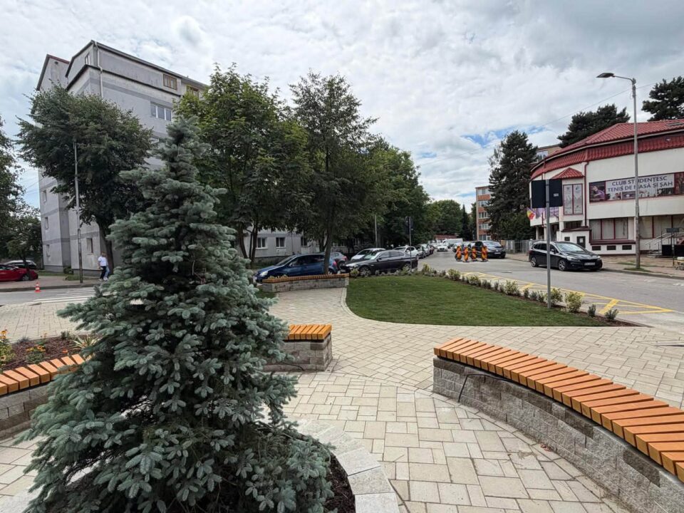 Scuar amenajat de Primăria Suceava pentru odihnă și relaxare, la „Albina”